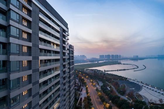 鉑悅犀湖（中國(guó)土木工程詹天佑獎(jiǎng)優(yōu)秀住宅小區(qū)金獎(jiǎng)，全國(guó)用戶(hù)滿(mǎn)意工程）